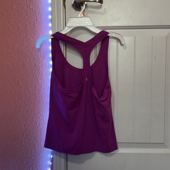 Lululemon razorback tank top - Picture 2 of 2
